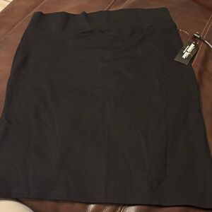 Classic Black Pull-on Women's Pencil Skirt NWT